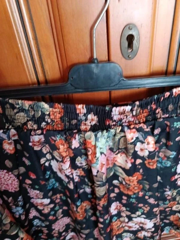 Floral Fluid Trouser Skirt Stradivarius - Size S – photo 5